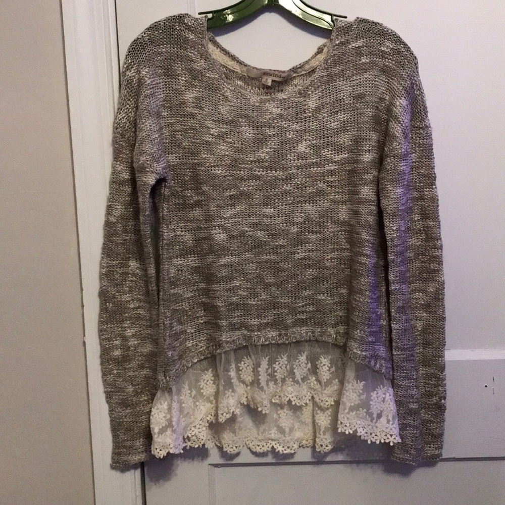 Cute Springtime Sweater - Picture 1 of 4